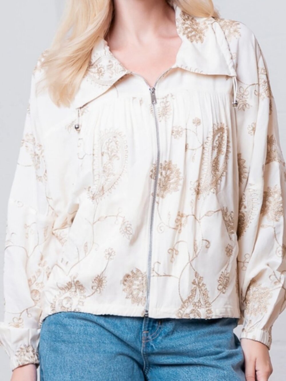 NWT TAELYNN SPARKLE EMBROIDERED BOMBER JACKET